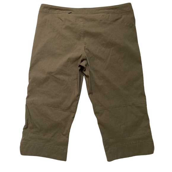 Athleta Nylon Hiking Commuter Capri Pants Long Shorts Brown Women's Size 10 - Picture 2 of 7
